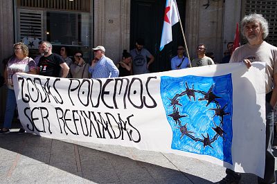 2016 06 19 ManifaApoioRefuxiadasVigo18.JPG